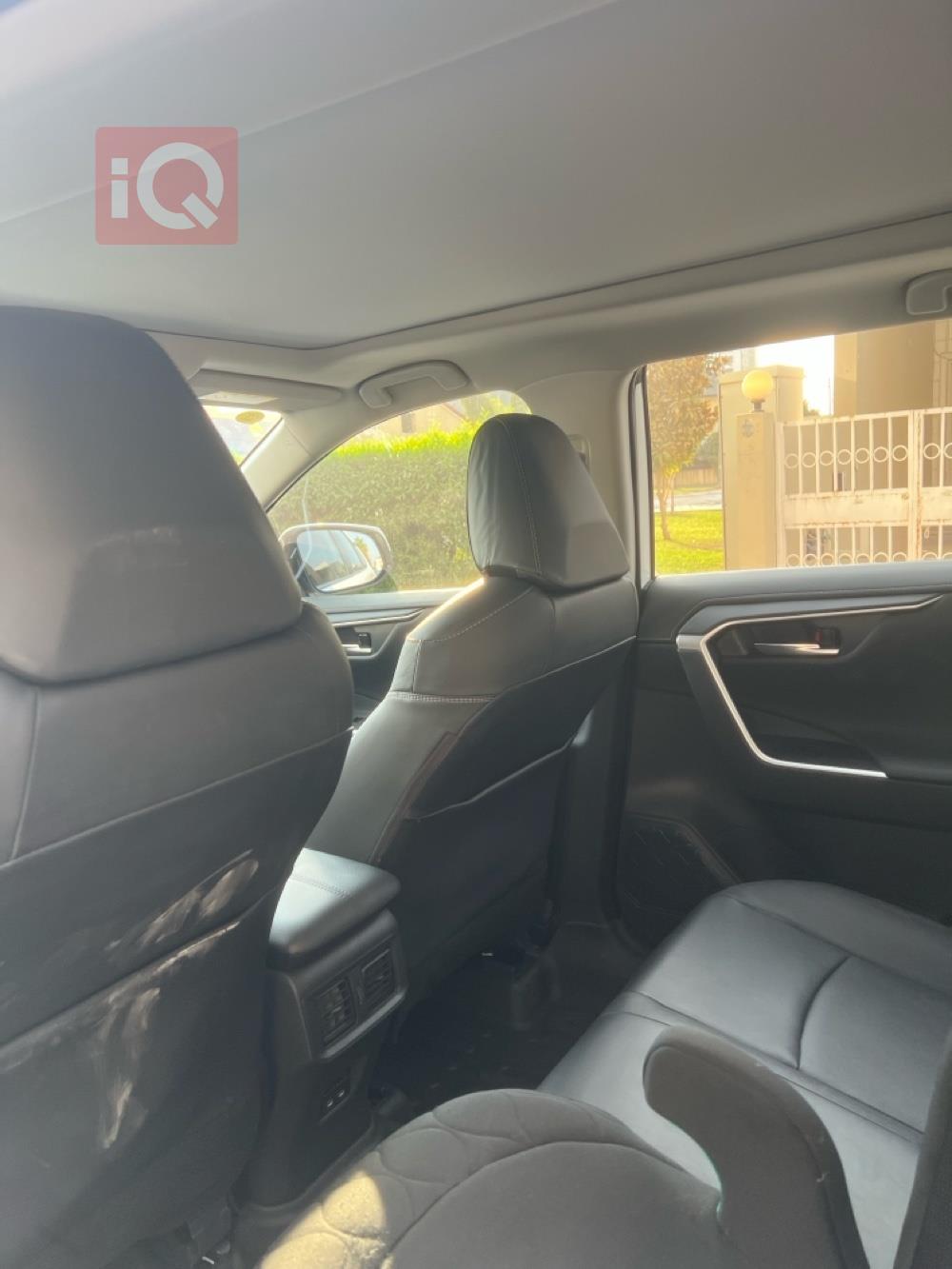 تويوتا راف 4